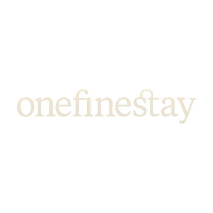 onefinestay logo featured on the Do Not Disturb guest list